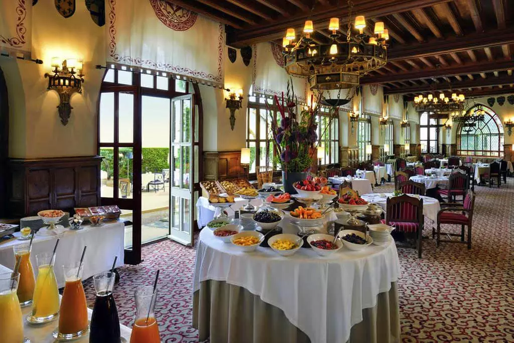 ✈ OCCITANIE | Carcassonne - Hotel de la Cité - M Gallery 5*, 2 nuit...