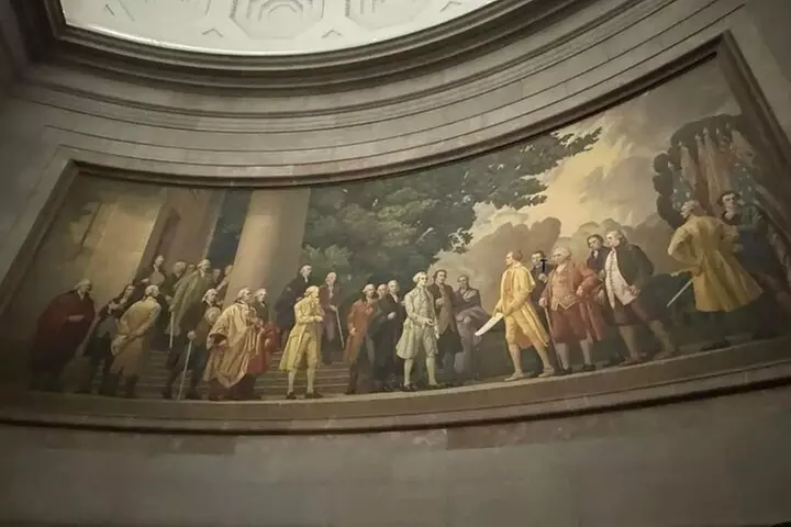 National Archives Skip the Line and OPO Tower Guided Tour