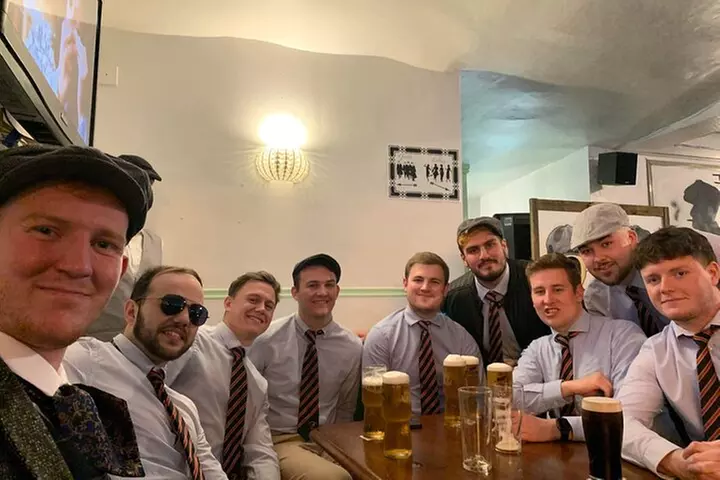 Birmingham Gangs Nighttime Historical Walking Tour with Pub Stops