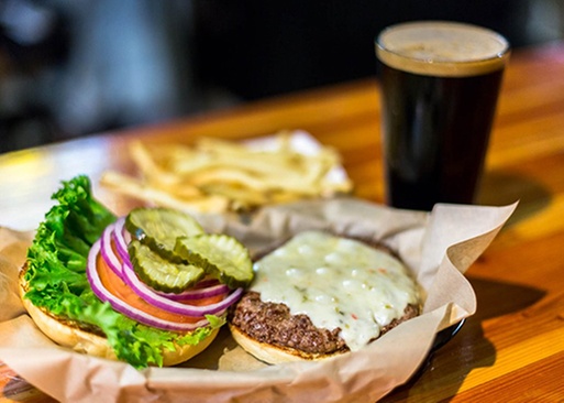 5% Cash Back at Brick & Barrel Bistro