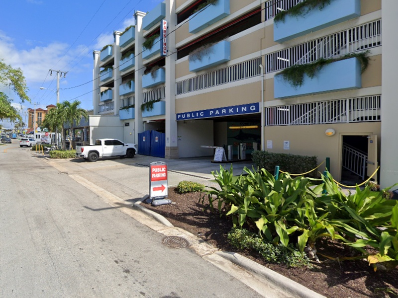 Parking at Deerfield Beachplace Garage