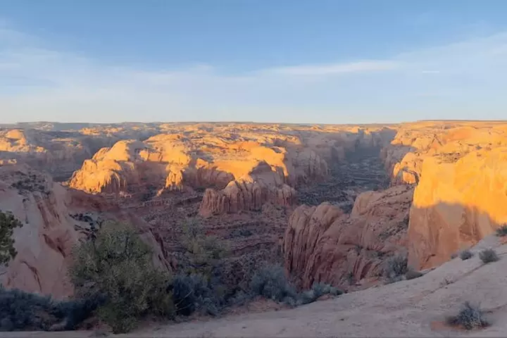 PAGE: Eggshell Arch 4x4 Tour with Hotel Pickup