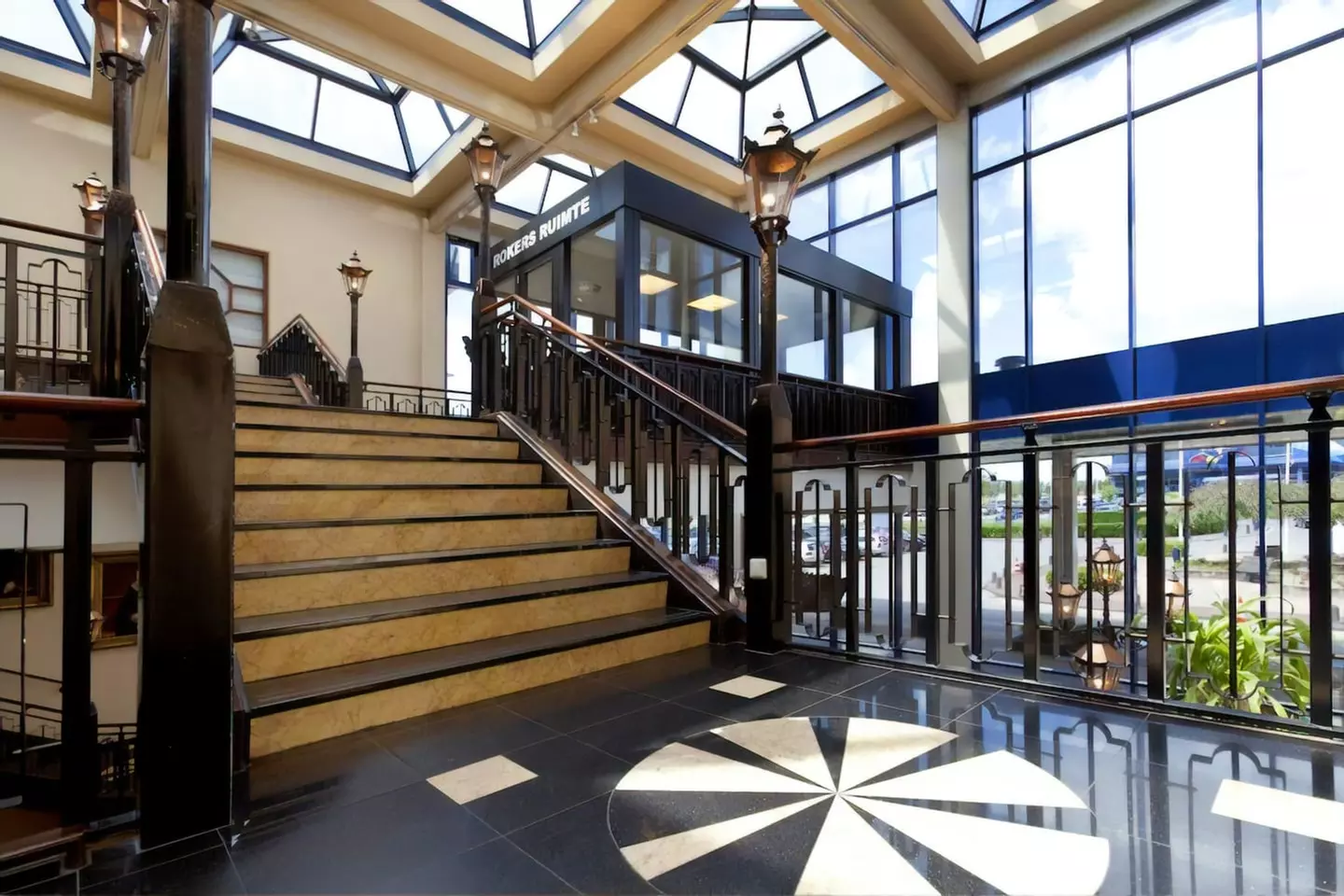 ✈ NIEDERLANDE | Amsterdam - Van Der Valk A4 Schiphol 4*, 2 Nächte -...