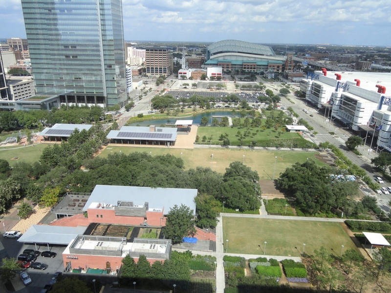 HPL Express Discovery Green Parking Deals