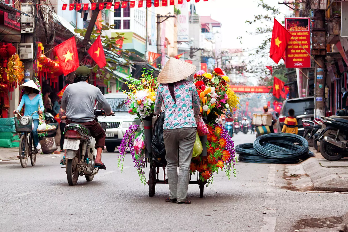 ✈ VIETNAM | Von Hanoi nach Ho Chi Minh - Vietnamesische Legenden mi...