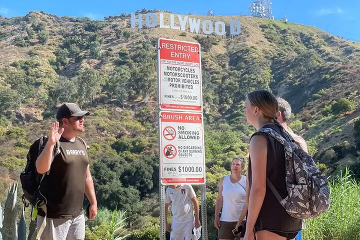 Los Angeles Original 90-Minute Walking Tour to The Hollywood Sign