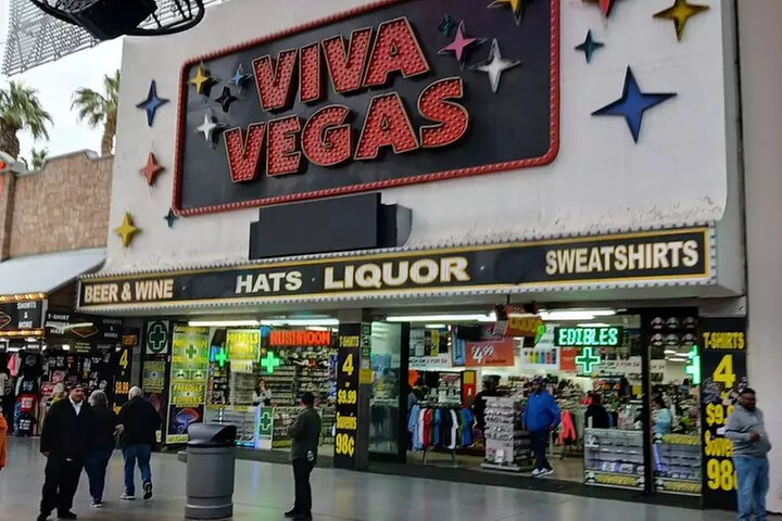 Fremont Street Experience Guided Walking Tour in Las Vegas