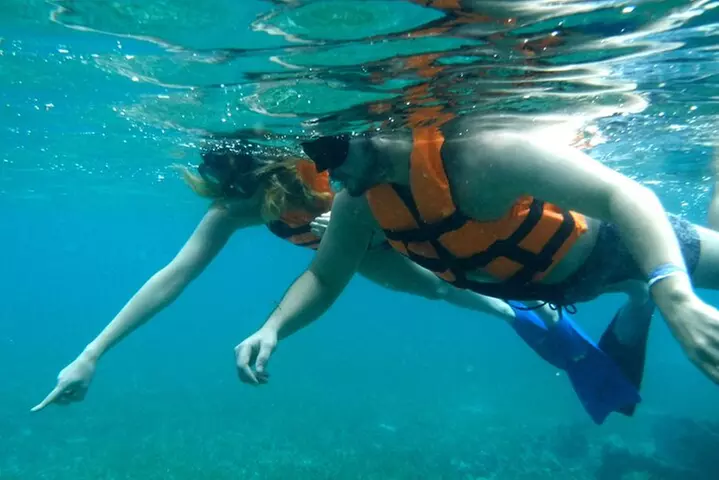 Isla Mujeres Catamaran Beach Tour