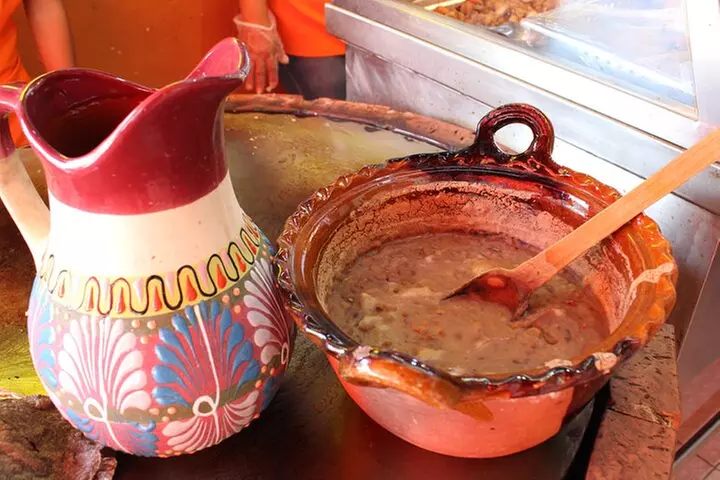 Urban Food and Shopping Experience at Cancun