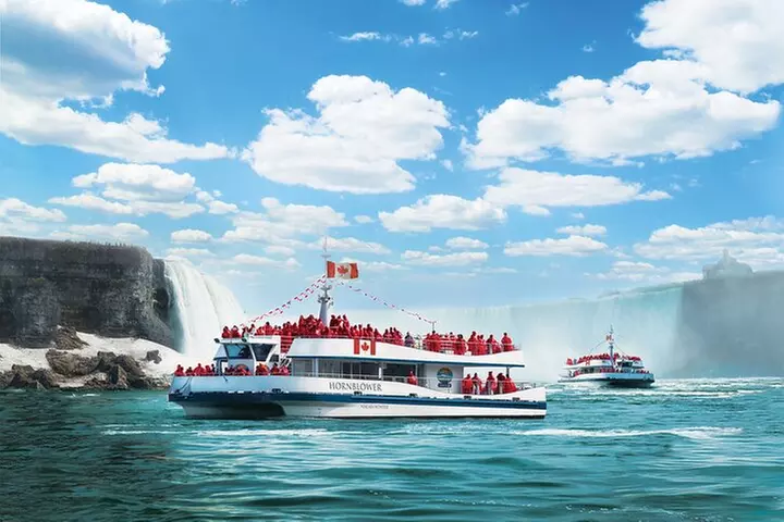 5-day Niagara Falls, Toronto, Ottawa, Montreal & Quebec City Tour