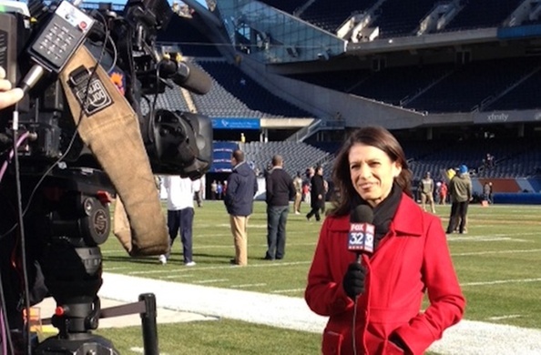 What Chicago Bears Sideline Reporter Dionne Miller Wears To Stay Warm 