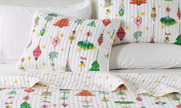 Cheerful Colorful Christmas Quilt Set - Second Medium