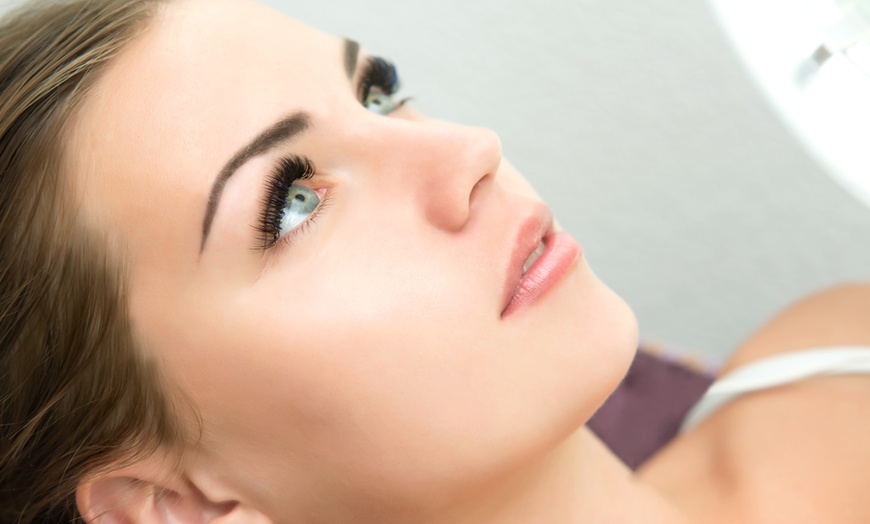 Image 1: Transform Your Look with Plexr Plus Non-Surgical Upper Eye Lift