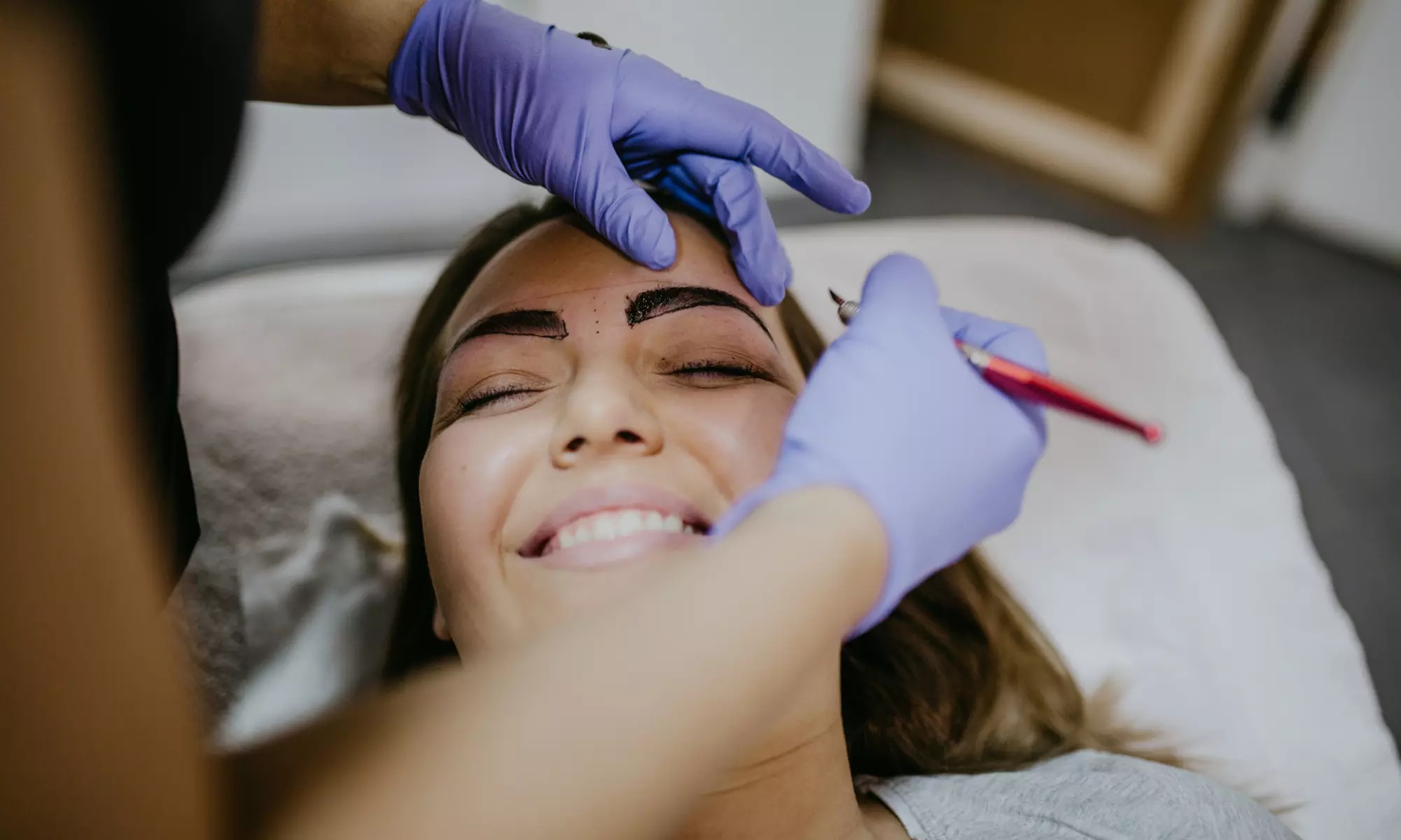 Transform Your Look with La Mère Rose Boutique's Eyebrow Shaping and Custom Stain, plus Lamination up to 27% off - Primary Image