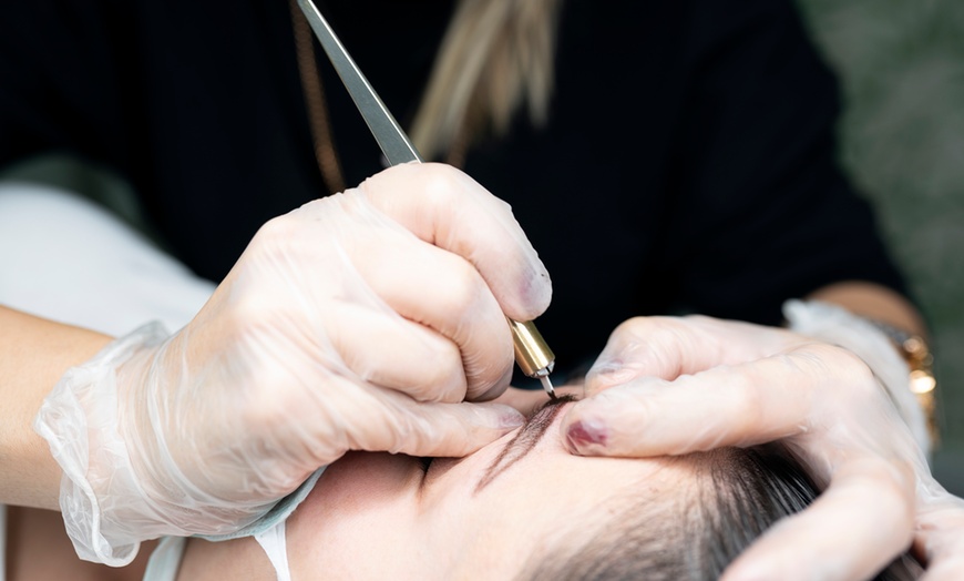 Image 1: Micropigmentacion de cejas con opción a retoque 