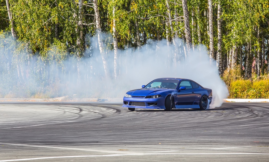 Image 2: Giri di pista o corso di drift