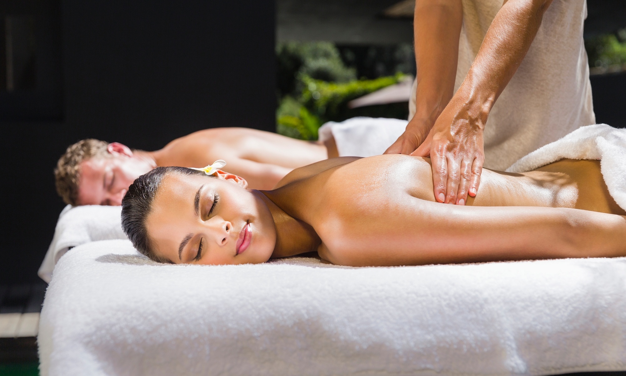 60-Min Bamboo Massage, 50-Min Massage or 60-Min Couple Massage