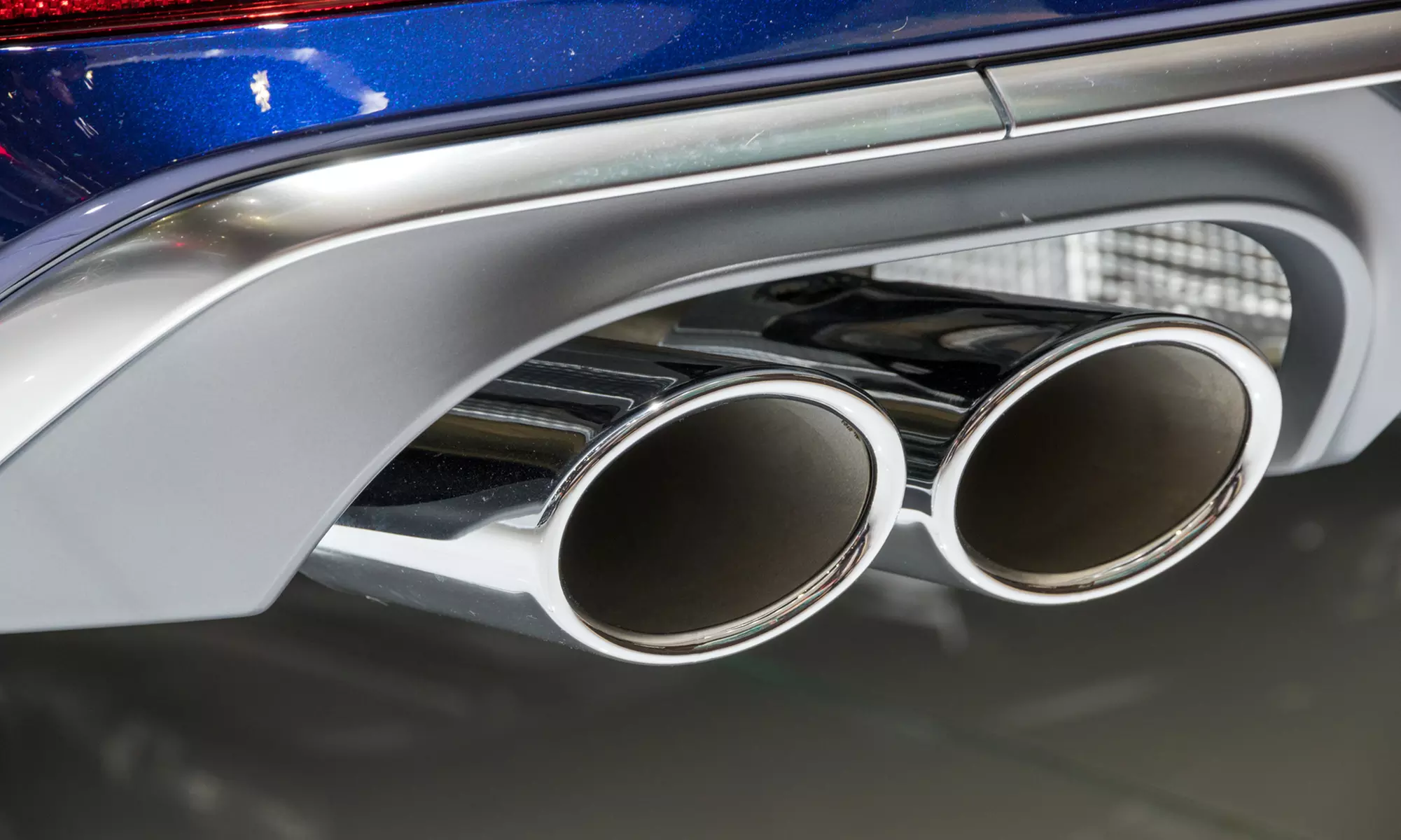 Décalaminage Hydromotors au choix avec Station Auto Design (jusqu'à 55% de remise) - Primary Image