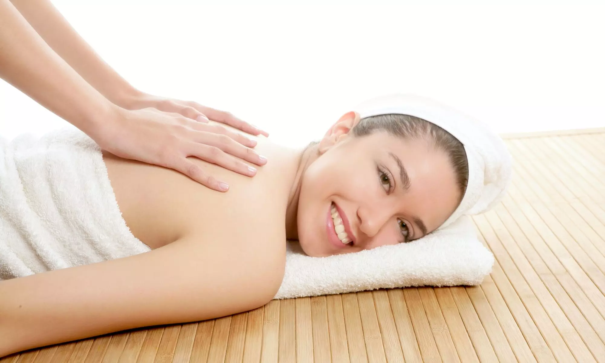 Ultra Advanced Signature or Customized Facial Treatment with Upper-Body Massage at Skin Club LA (Up to 57% Off) - Primary Image