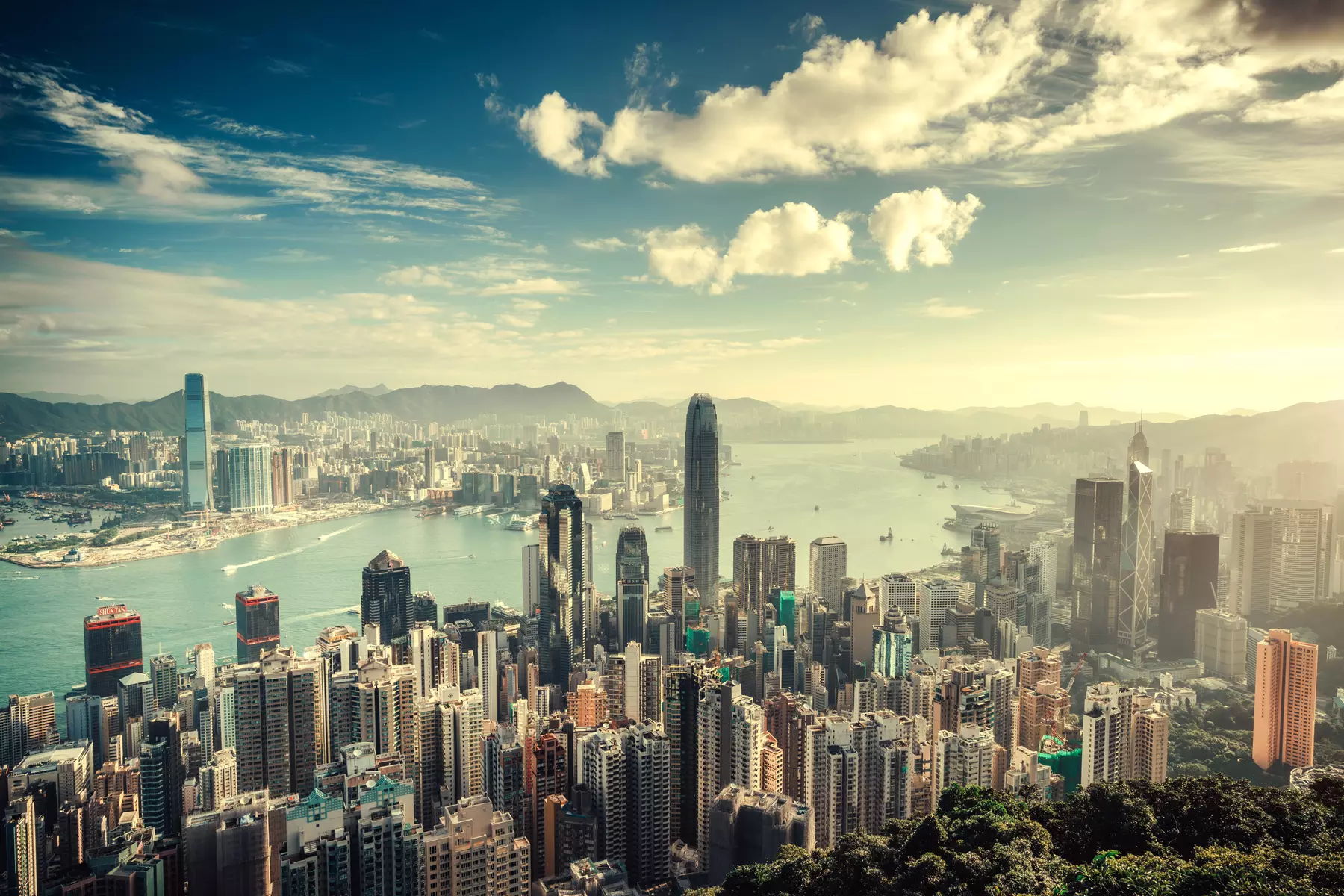 ✈ 11-Night Tour of China with Hong Kong w/ Hotels & Air from TripToGo