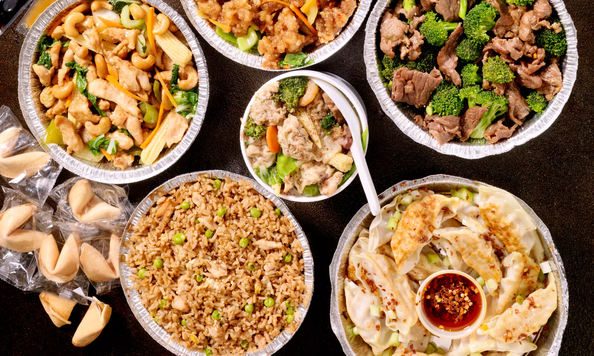1 or 2 Starter, 2 or 4 Main Dishes, & 2 or 4 Drinks for 2 or 4 People