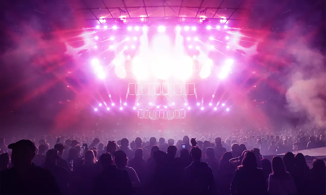 2 Tickets für Alle Farben & David Puentez - 10 Jahre Geburtstagsparty am 04.09. am Deutschen Eck (28% sparen) - Primary Image