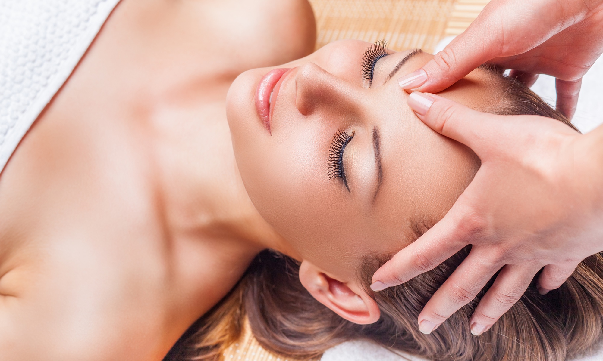 30-Min Scalp/ or Lymphatic Drainage Face/ or Aromatherapy Massage
