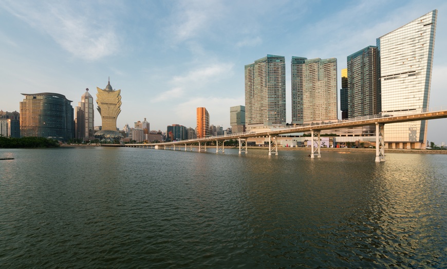 Image 5: ✈ 10-Night Hong Kong and Macau Vacation with Air from TripToGo