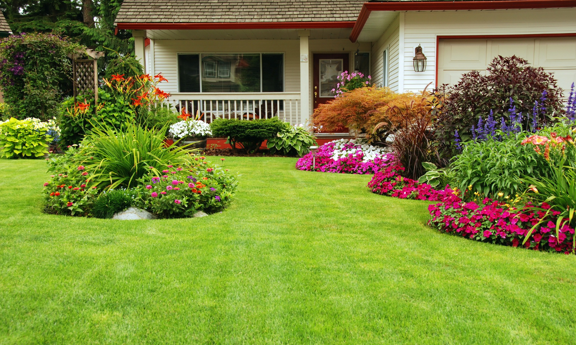Small, Medium or Large Lawn Mowing or 3 Lawn Mows - Up to Medium Lawn