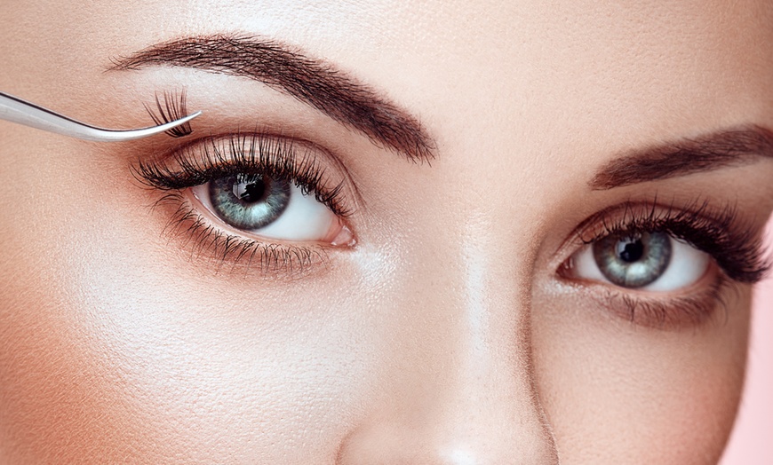 Image 1: Individual One By One Classic, 2D, 3D,or Russian Volume Lash Extension