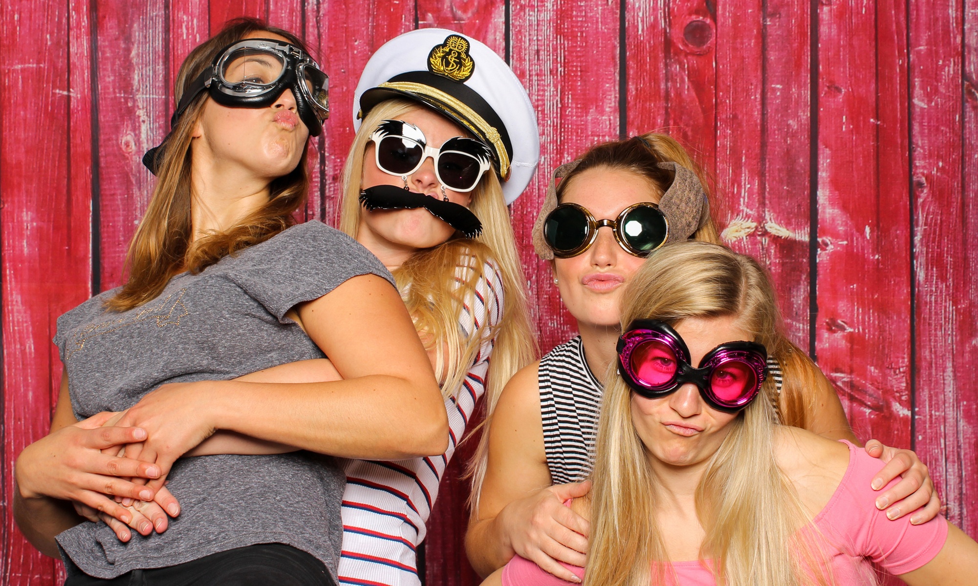 Capture Perfect Selfies: Studio Rental with Custom Theme Walls in Kenneth City