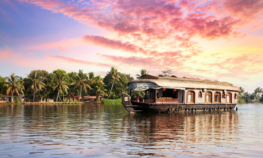 Image 4: ✈ Kerala: 7 Nights with Hotels & Return Flights