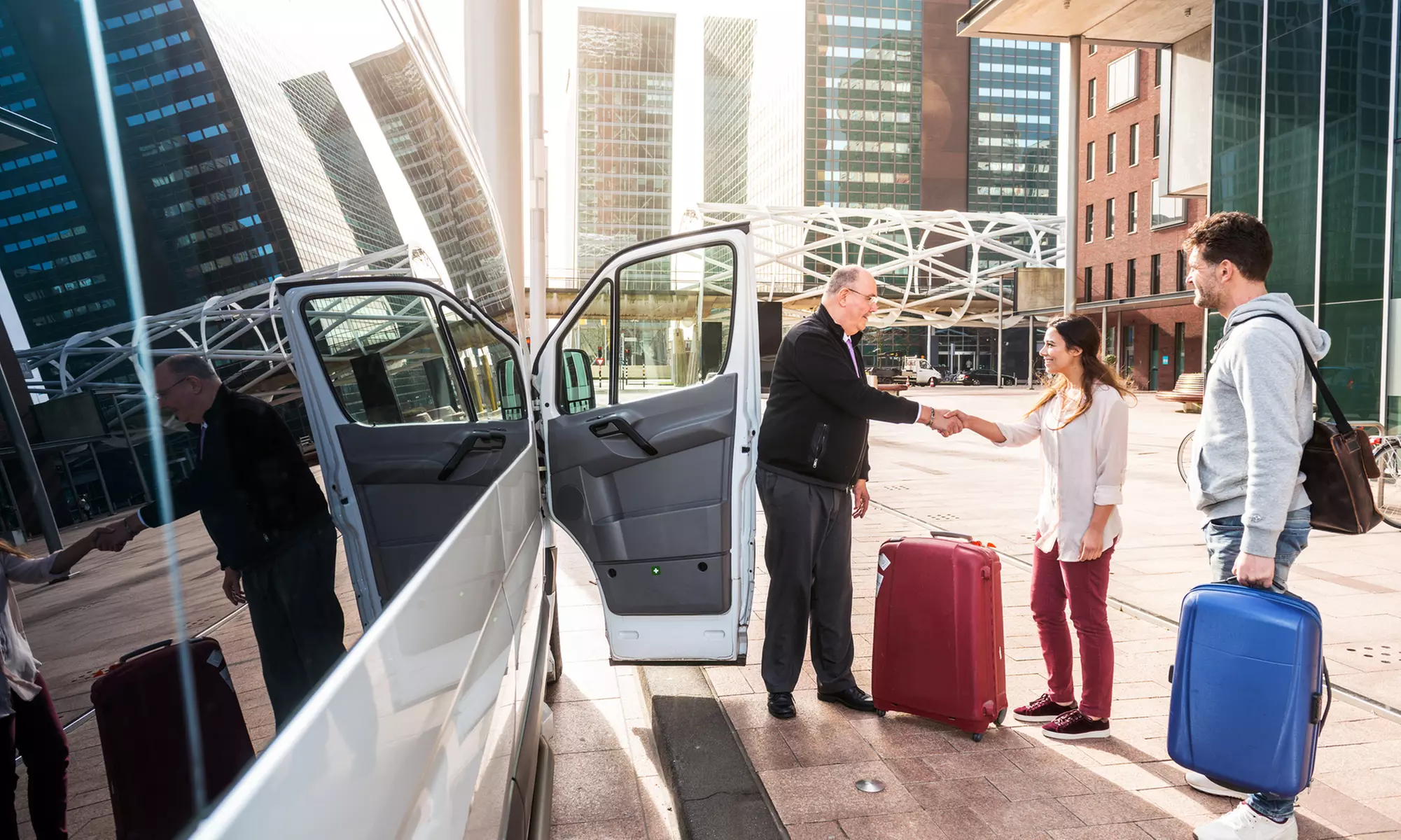 Shared Shuttle Service – Calgary, Canmore & Banff