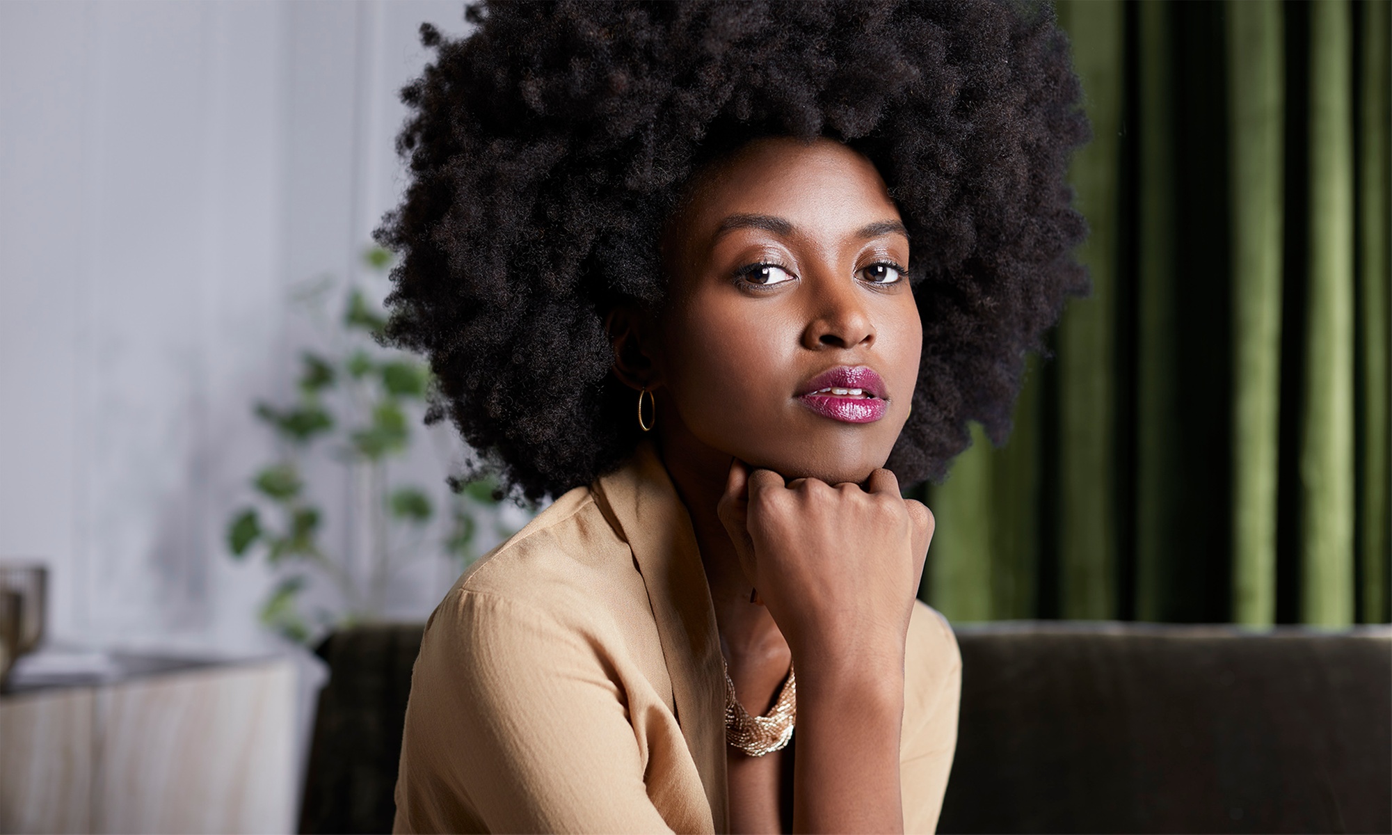 Brightening Facial with Extraction and Hydrating Treatments