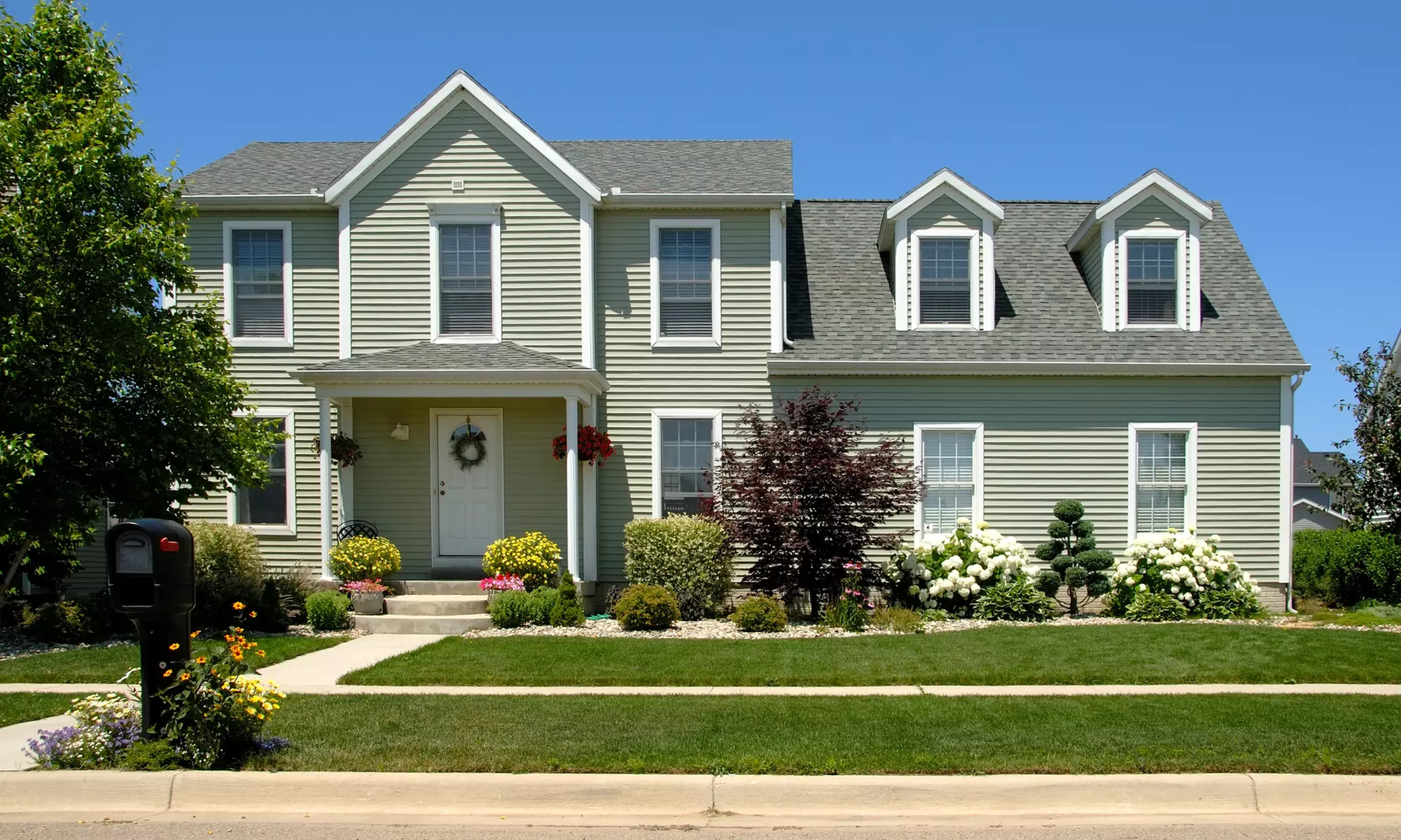 Pressure Washing for Up to 1,500 or 3,000 Square Feet from Top-Notch Contracting (Up to 50% Off) - Primary Image