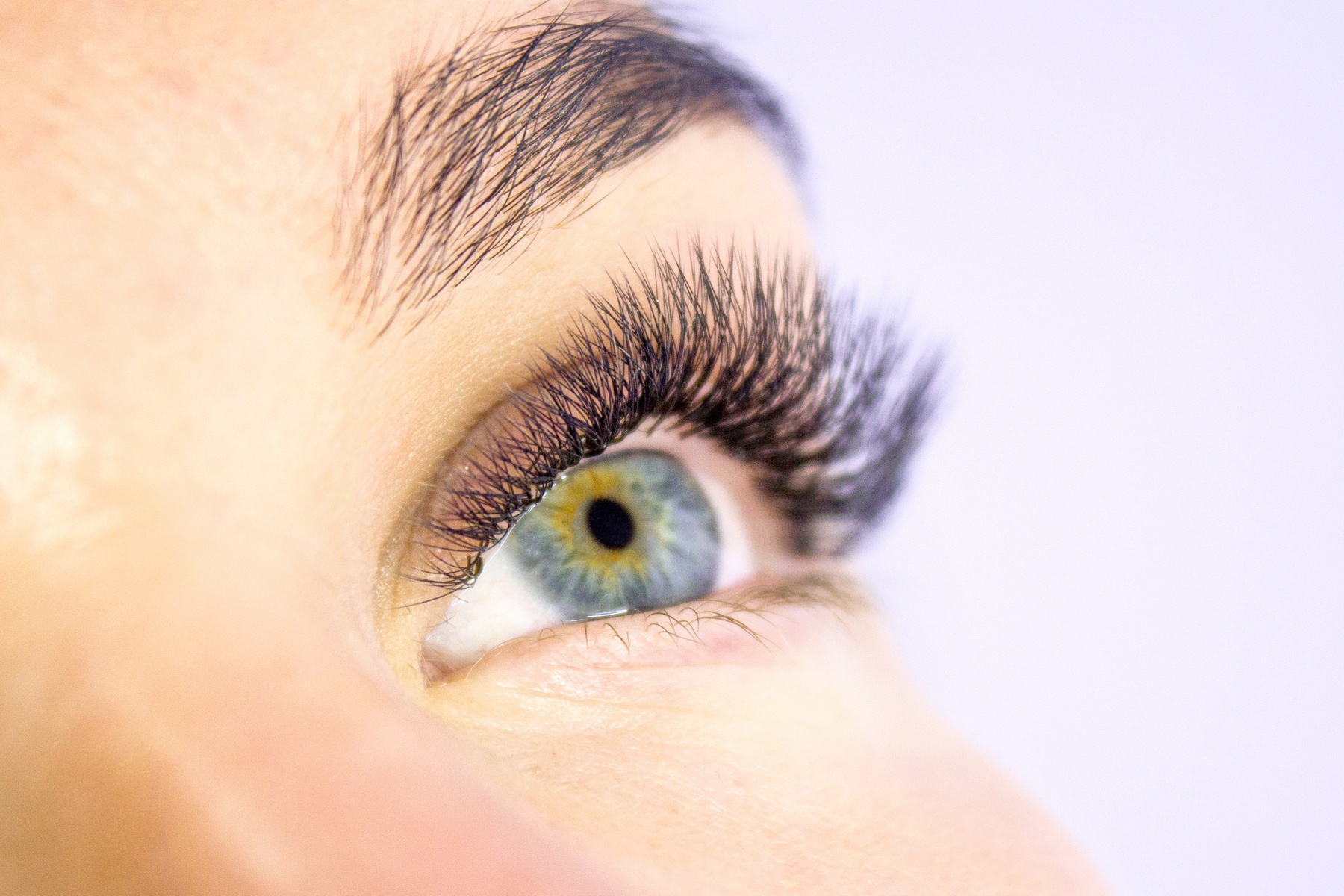 Define w/ a Classic, Hybrid, Mega Volume Eyelash Extensions