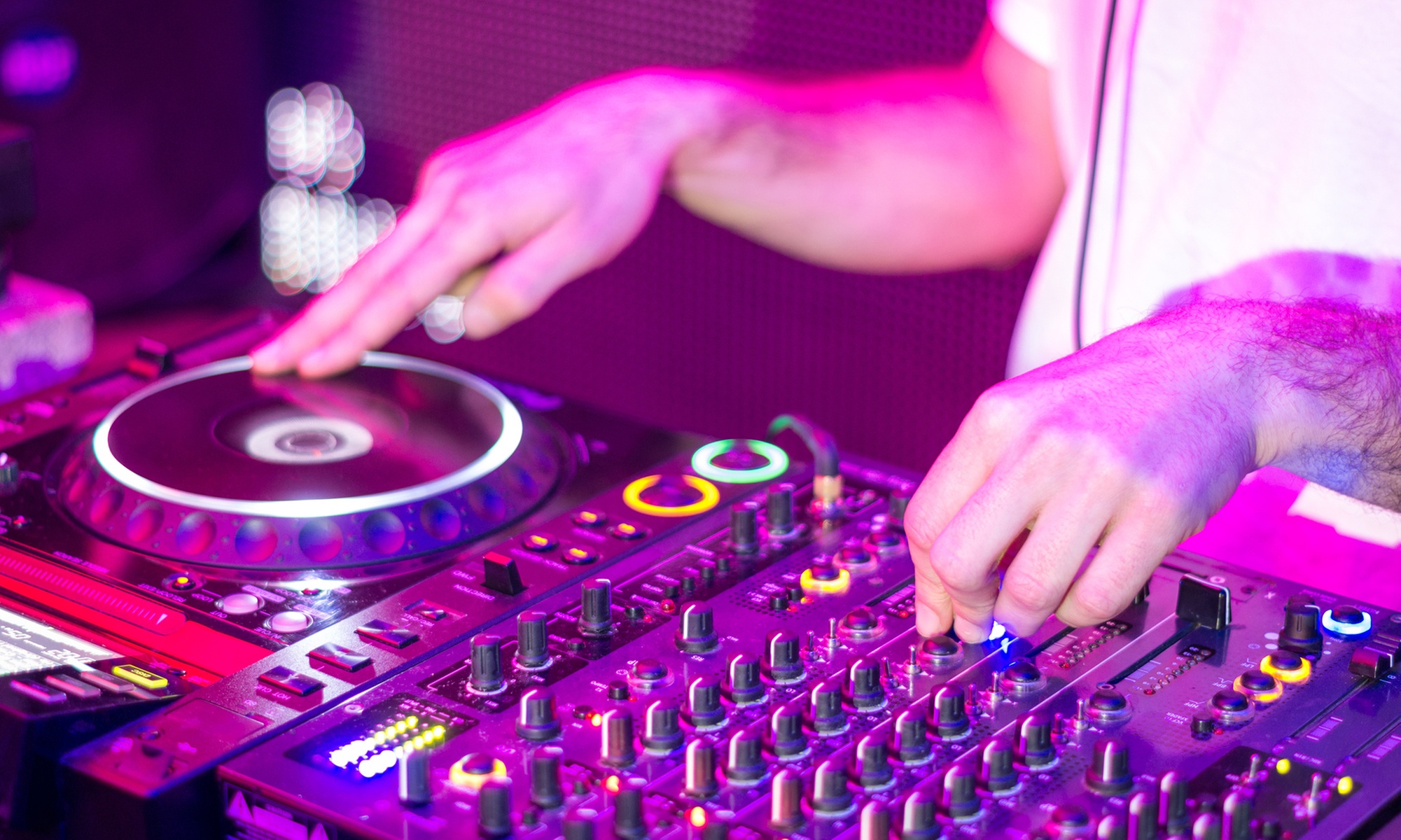 Up to 46% Off on DJ / AV Course at bigflavorentertainment
