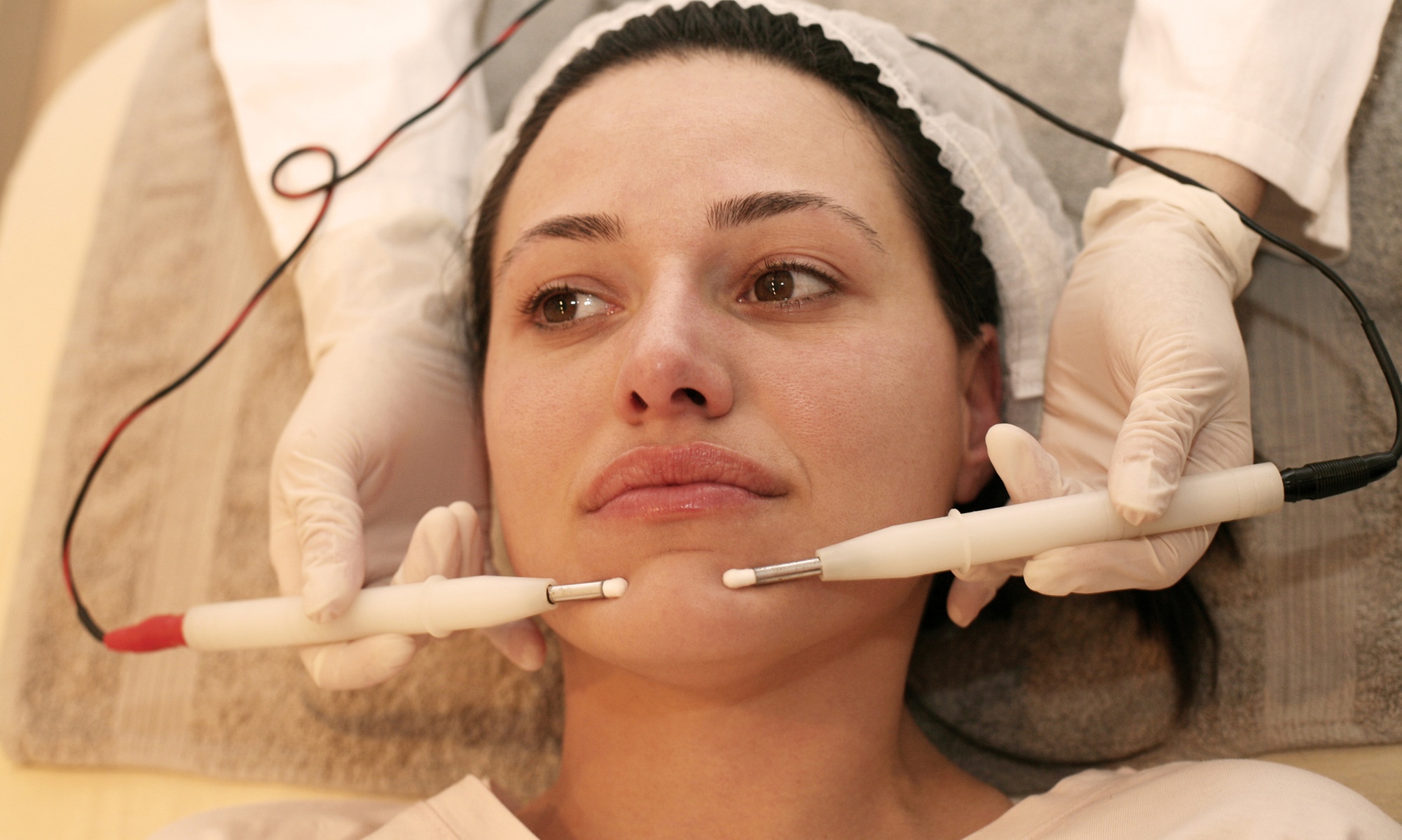 One Facial Contouring Session