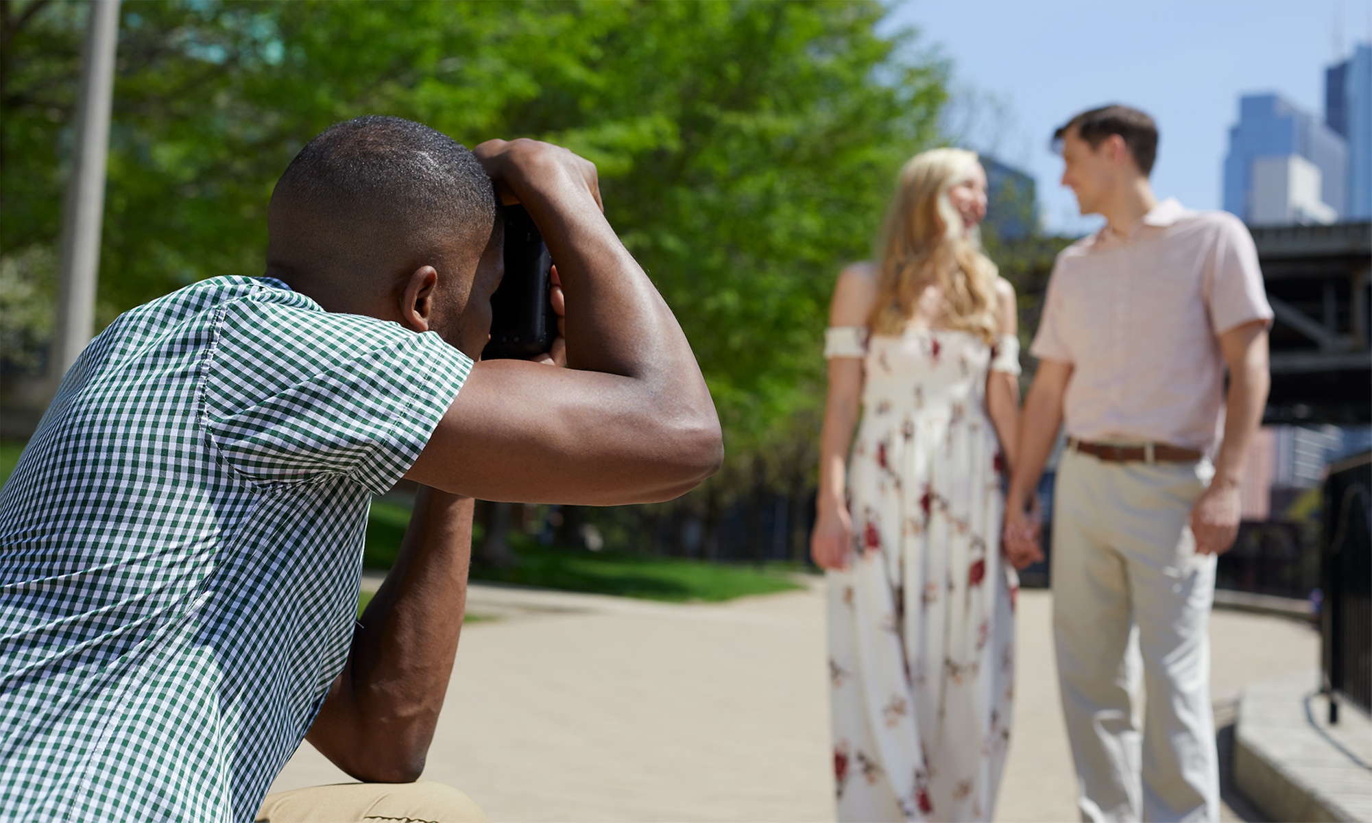 20 Min Indoor/Outdoor Photography Session, 10 Min Head Shots & More