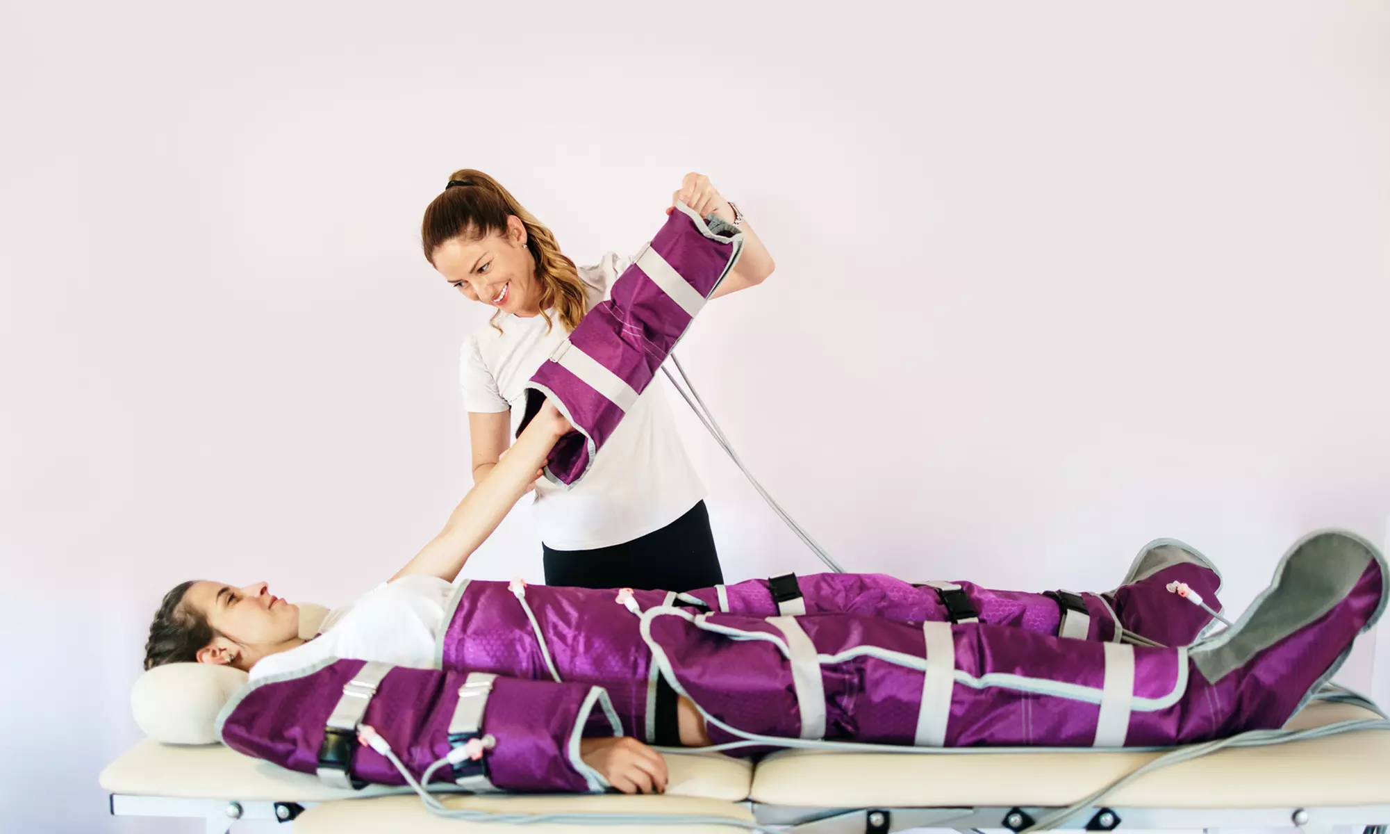 Sesiones de presoterapia médica y masaje drenante, 1 o 2 sesiones para 1 persona en Clínica Médica Jardines - Primary Image