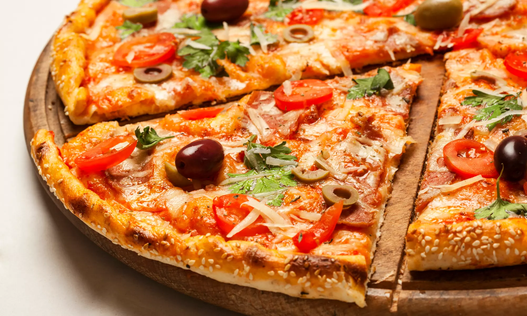 Frische italienische Küche: Pizza oder Pastagericht inkl. Getränk für 1 oder 2 Personen (bis zu 35% sparen) - Primary Image