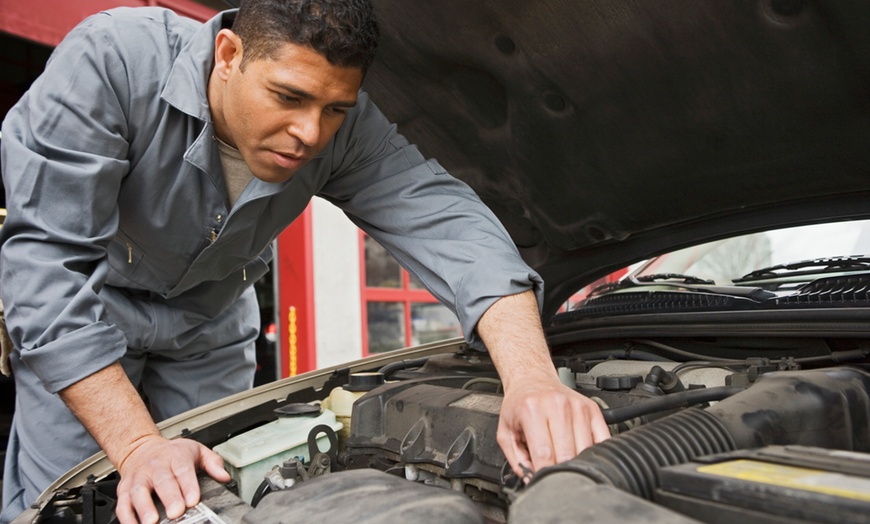 Image 1: Minor Car Service