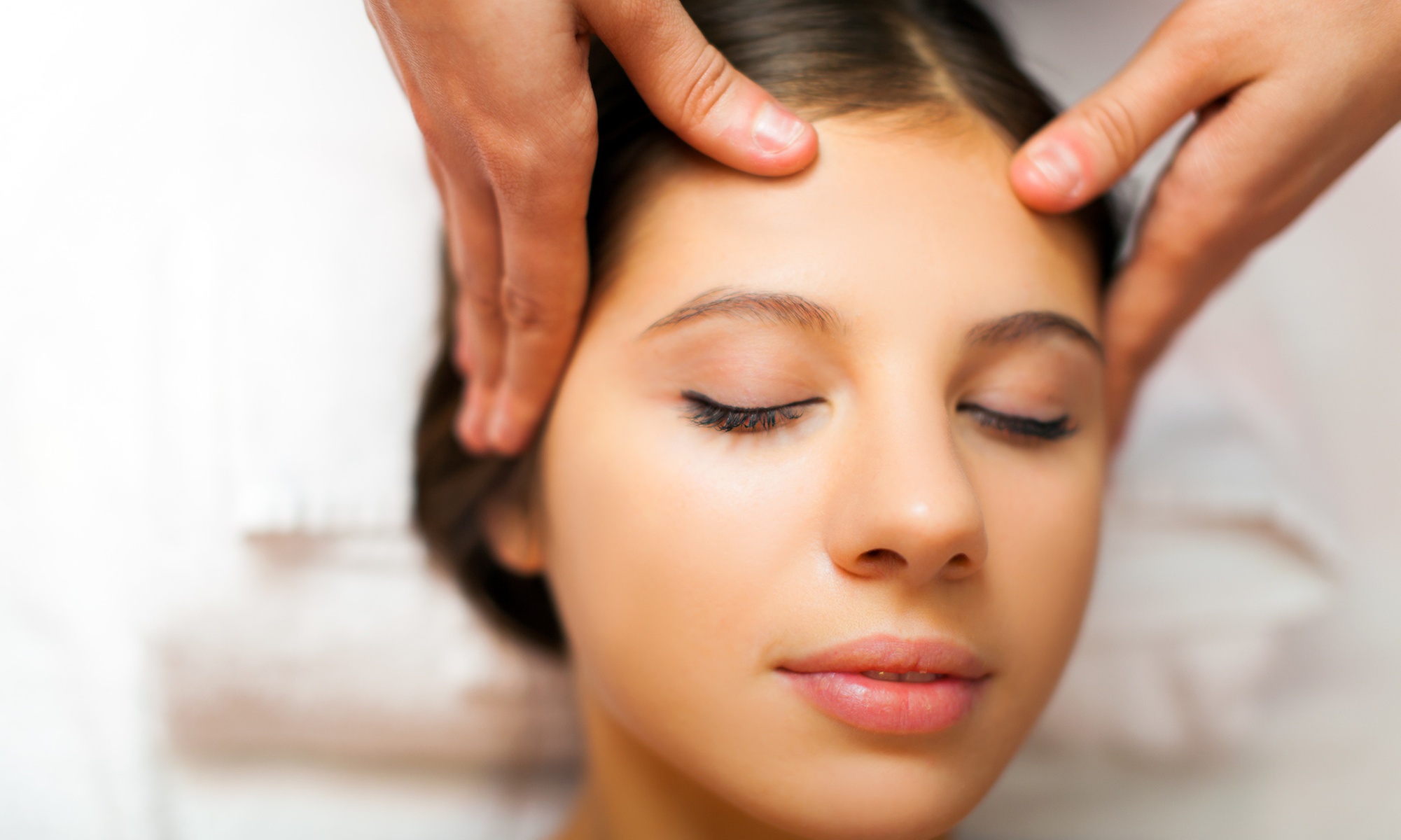 Powerful 60-Min Amethyst Pro Multivitamin Or Plump Peel Treatments