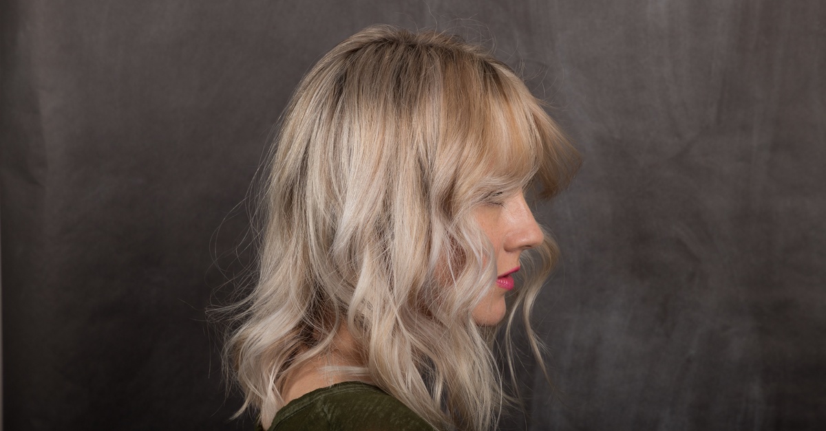 Sesión de peluquería con corte, peinado, color o mechas en Valencia