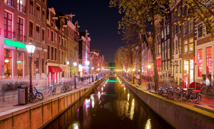 Image 3: ✈ Amsterdam Christmas Markets: 2-4 Nights Hotel Stay with Flights