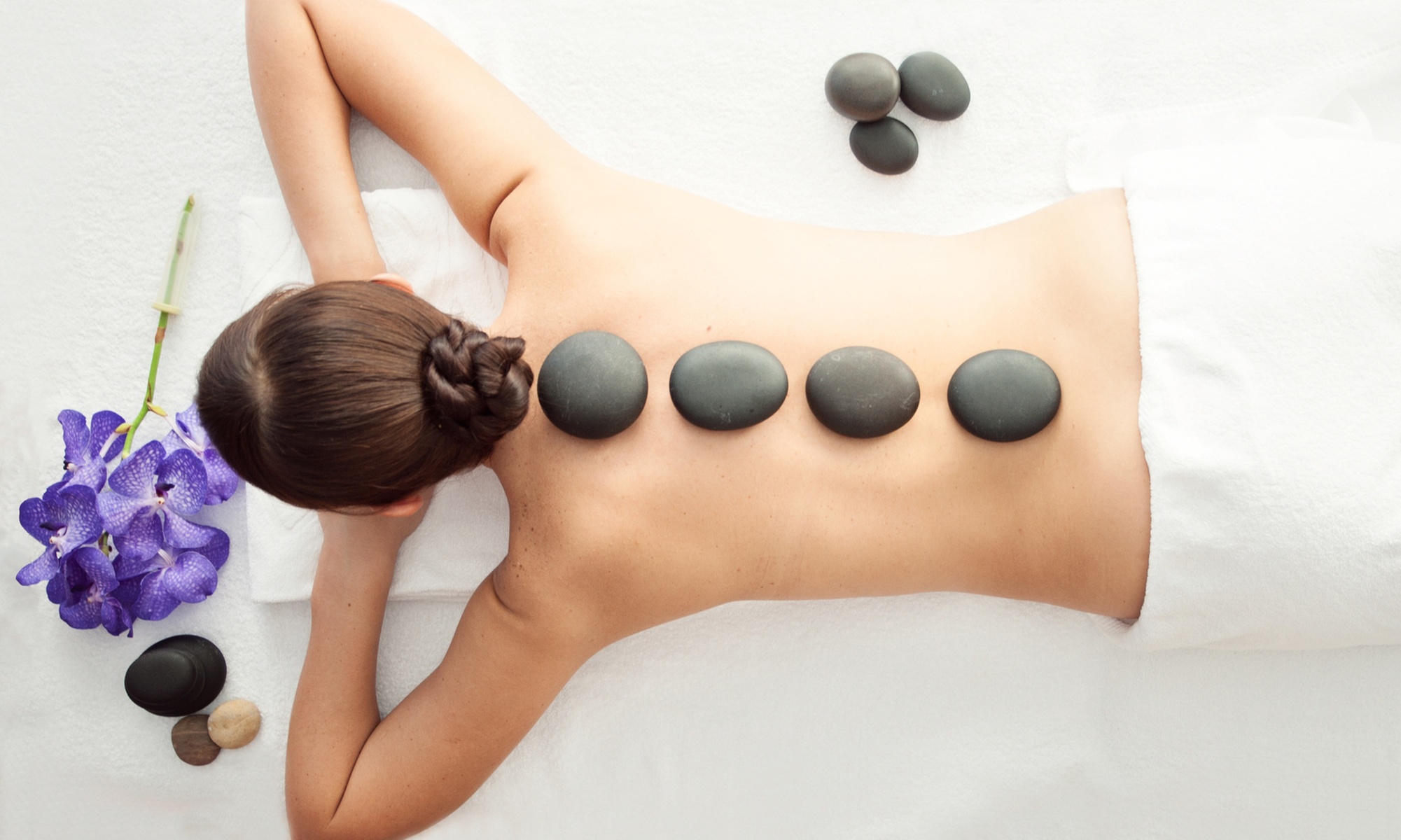 Up to 30% Off on Aroma Oil Massage at VIOLET Massage