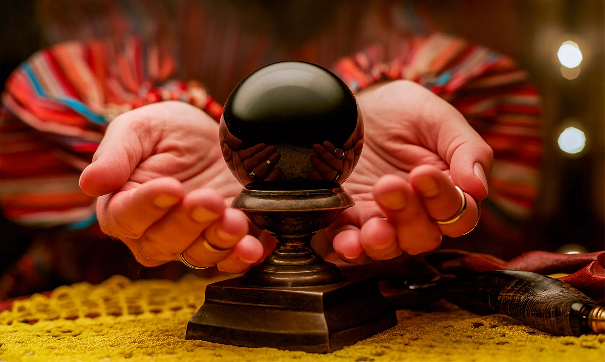 Une séance de voyance de 30 min par téléphone avec Astrid Garuz - Primary Image