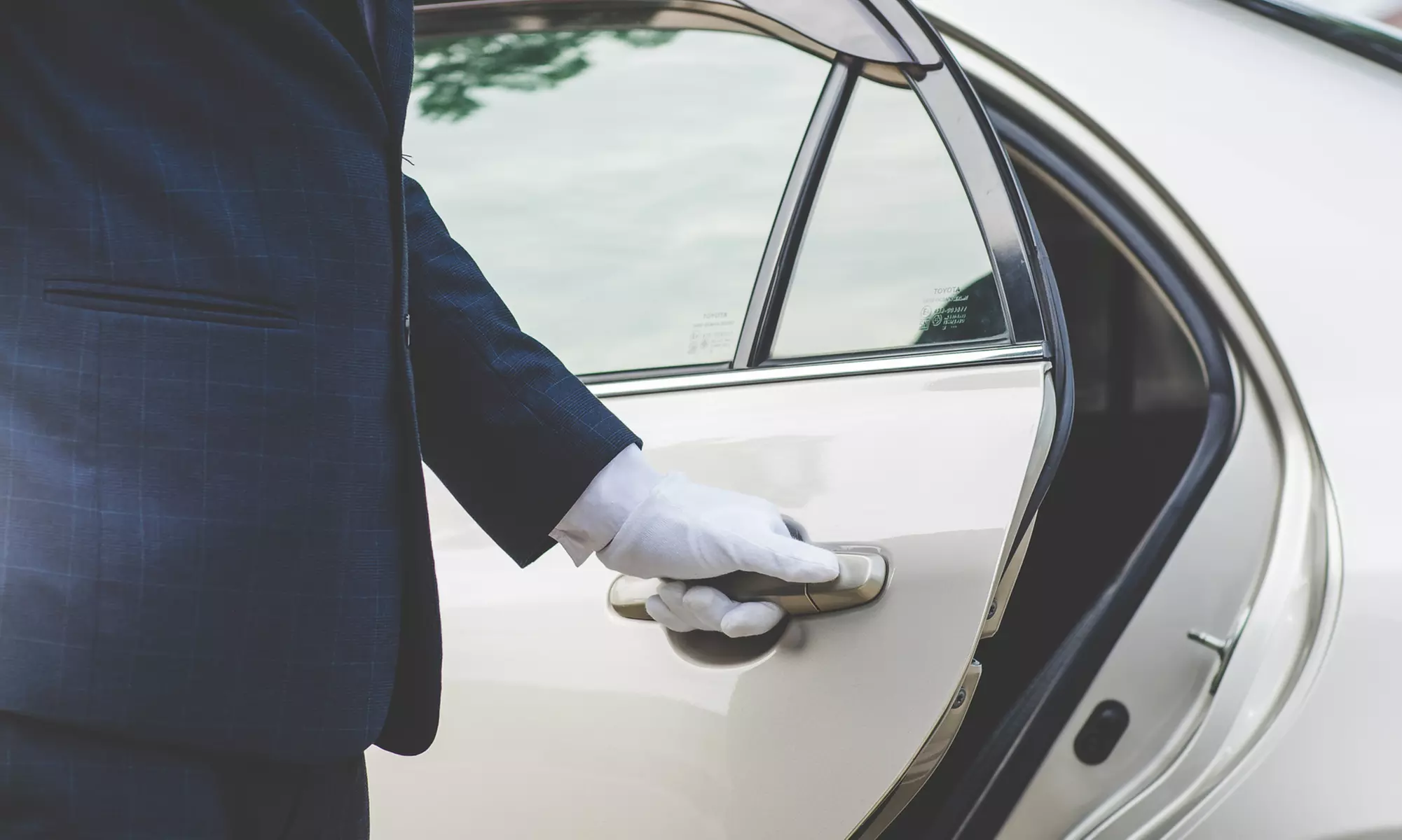 Limousine Services or Airport Transfer from Four Star Limousines (Up to 43% Off). Two Options Available. - Primary Image