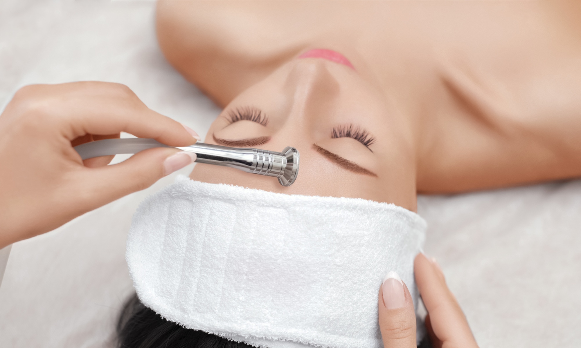 Experience a Facial Microdermabrasion Session for Smoother Skin