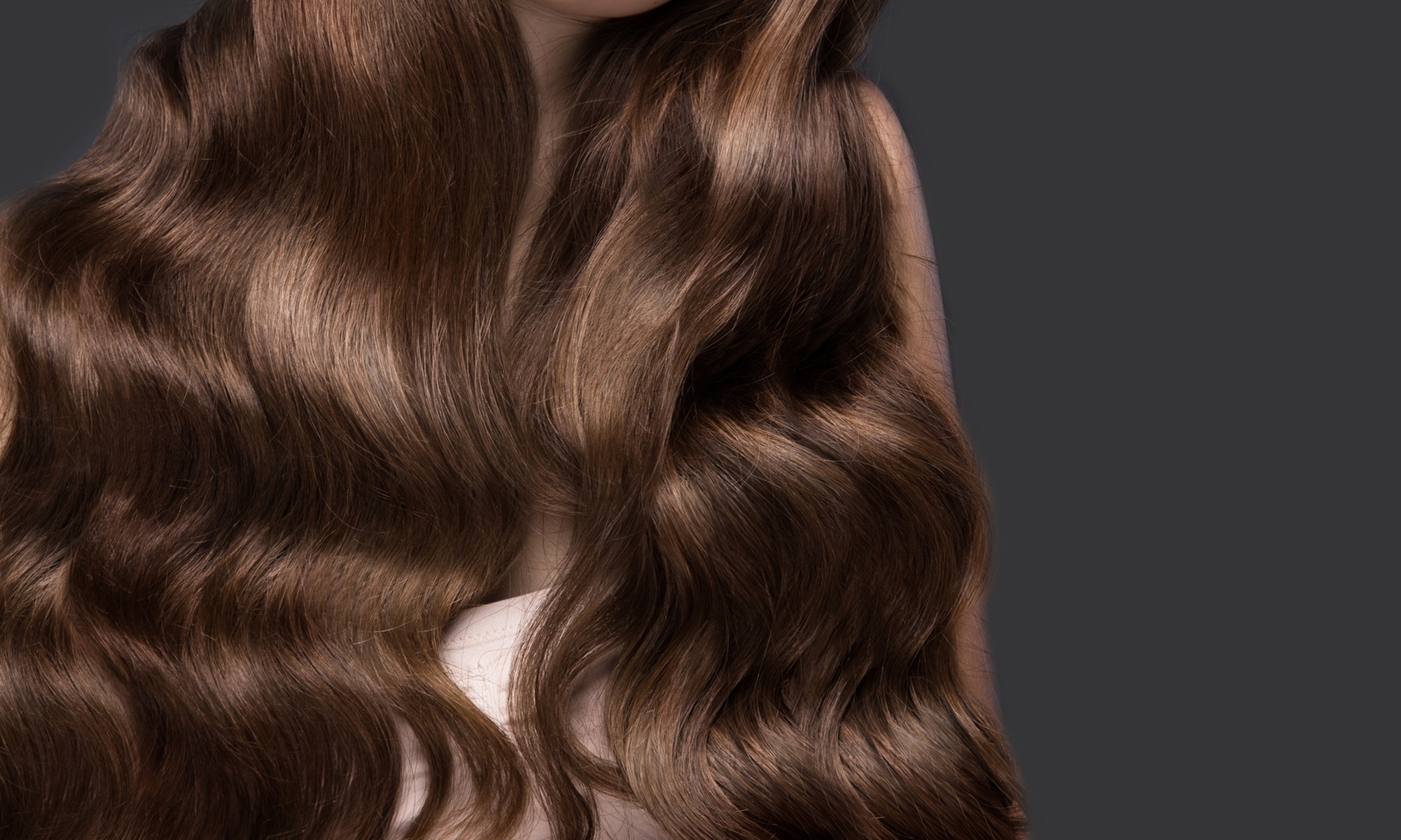 Transform Your Hair with Brazilian Knots or Braidless Sew-in